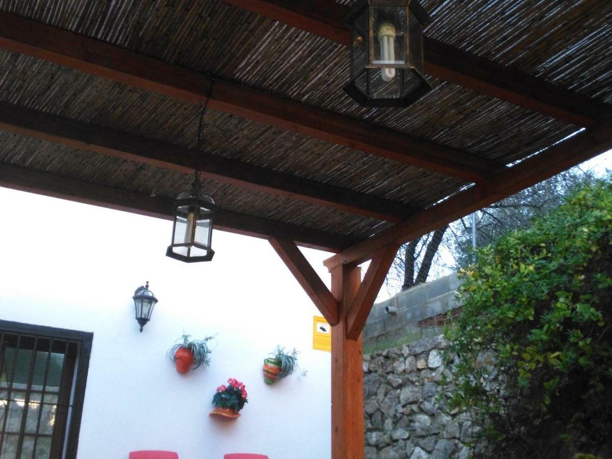Casa La Liebrecilla Guest House Ríogordo Exterior foto